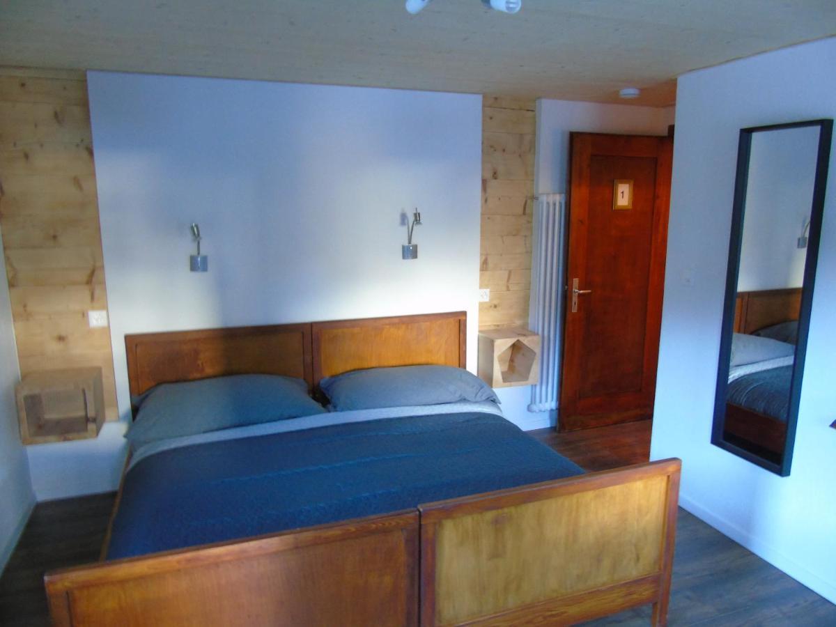 Room'S Chez Beni Grächen Kültér fotó
